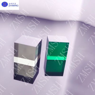 Green Sapphire Gemstone: Vật liệu thô tổng hợp cho đồ trang sức bền với độ cứng Mohs là 9