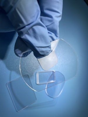 Tùy chỉnh Laser Cut Sapphire Crystal Glass Cửa sổ bảo vệ quang học Sapphire